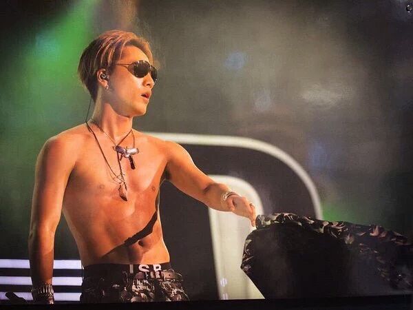 JSB______Love's tweet photo. 登坂広臣happybirthday🎉🎉

今年もずっと臣の歌声が聞けますように
もっともっと凄い歌手になれますように

良い1年になりますように🙏

#登坂広臣誕生日 
#登坂広臣誕生祭 
#リツイートお願いします https://t.co/yT9Af5lFHq