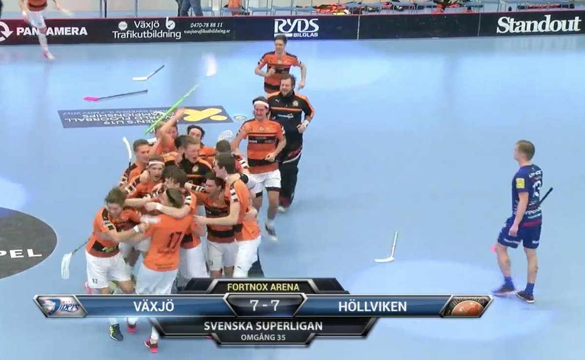 innebandymag's tweet photo. Höllviken kvar i SSL! Warberg och Karlstad åker ur #SSLse #innebandy #floorball https://t.co/5htPHvVMXQ