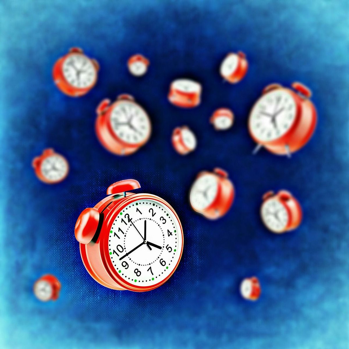 _JamesElectric's tweet photo. It's that #time of year again.. Don't forget to move those clocks forward an hour. #DaylightSavings #Rude #losingthathour https://t.co/9oEIT0Fd2S