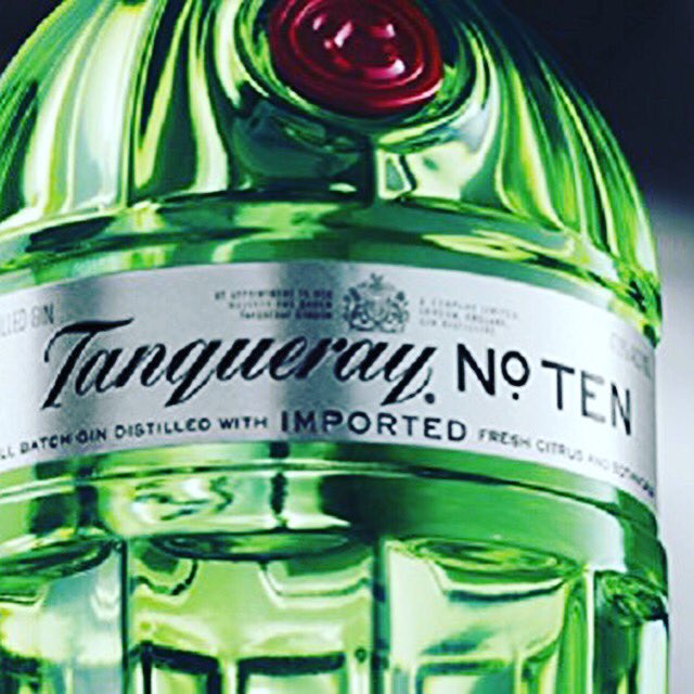 Ponemos en oferta una super ginebra: Tanqueray Ten. 
Aprovéchala antes de que acabe #LHospitalet #lh