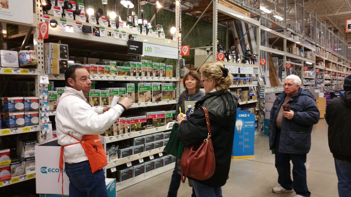 RohdeLisa's tweet photo. Taking it to the aisles ! Great job Tommy @lmetlicka30  @JanelleLara18 @jccaples06 @jccaples06 @FireSASM https://t.co/tckjVrN7Xf