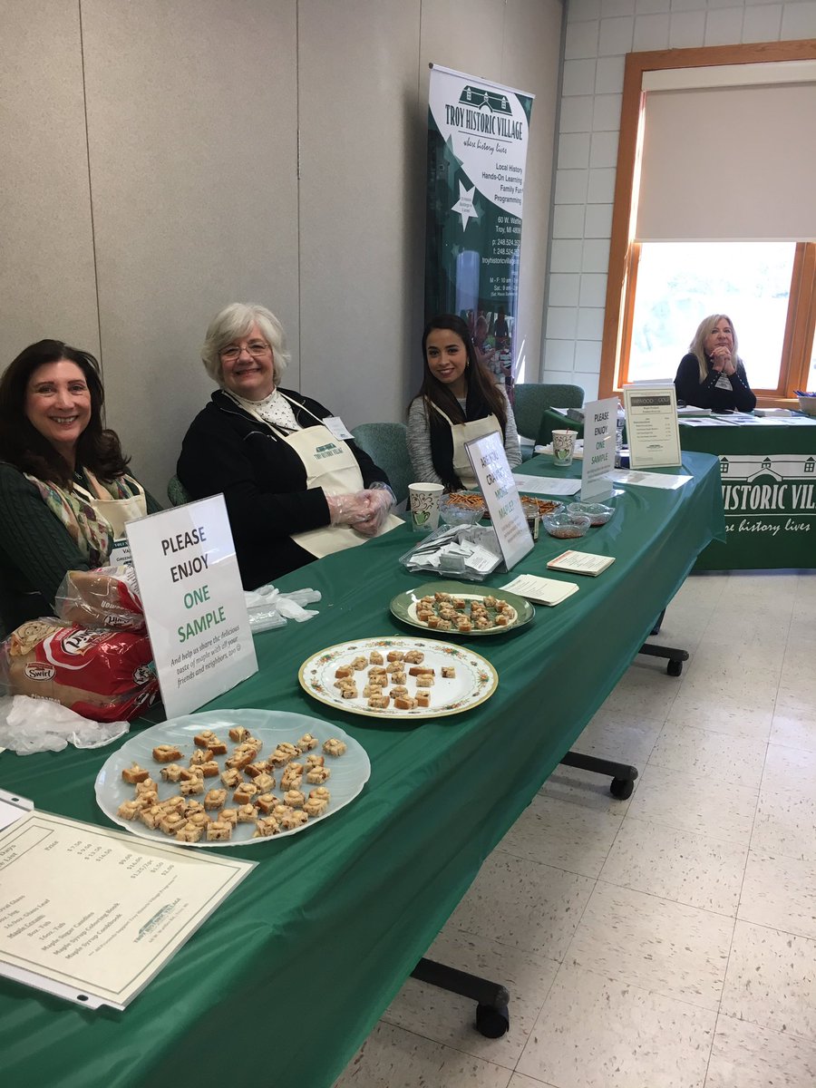 TroyHistVillage's tweet photo. Sampling station @StageNatureCtr for #MapleSyrupTime ft. cinnamon bread w/ maple cream and pretzels w/ maple sriracha and maple mustard https://t.co/tMhjYsoPRV