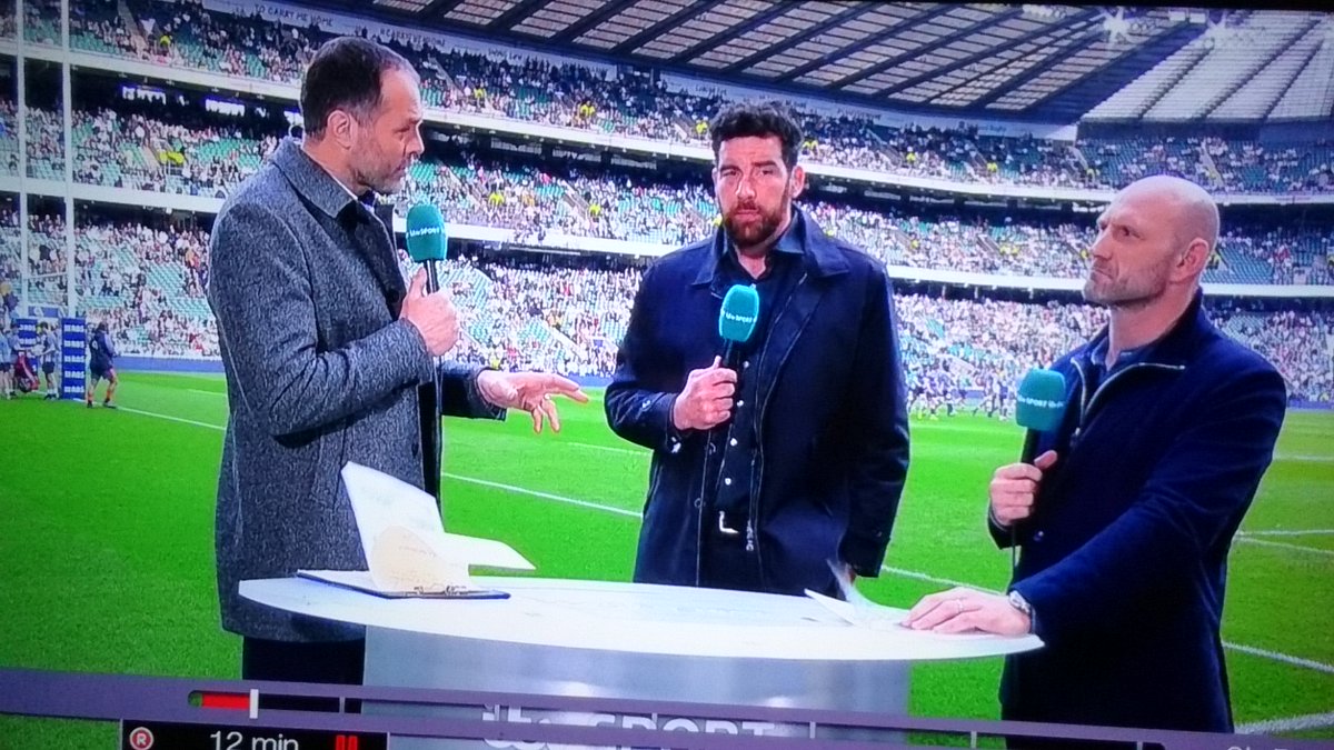 TriGuyWai's tweet photo. @DanLucas86 it's a mixed up, weird world where Dallaglio is the short arse of the group! #scotlandrugby #AsOne #OurDay #6nations2017 https://t.co/CURcRNoxGo