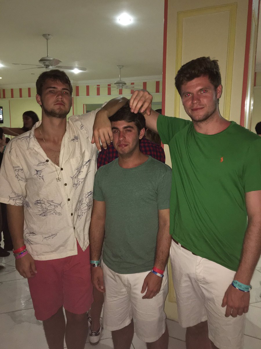 JacobHecker's tweet image. Happy bday bud hope you have a solid day miss ya ❤ @MileyMax may the twin towers reunite this summer