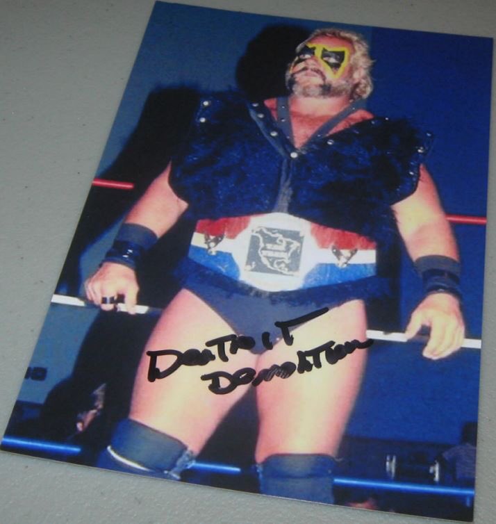 JWsWrestlingMem's tweet photo. #RandyColley as #DetroitDemolition #Autograph #ContinentalWrestling #MoondogRex #TheNightmare https://t.co/ejC2lHxu4R https://t.co/1ve7B1J3Ls