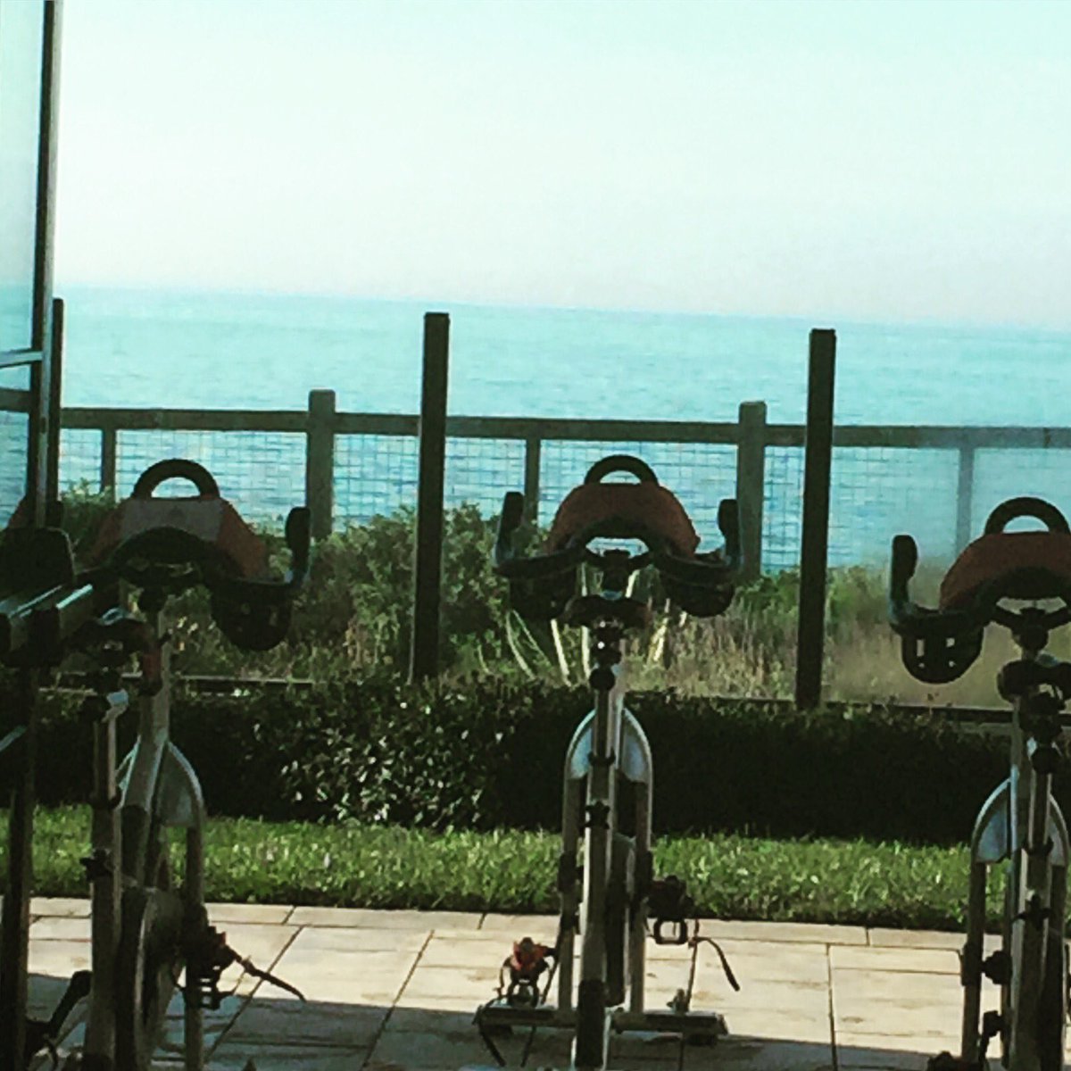 InsiderSpaGuide's tweet photo. Gorgeous day 4 #seaside #cycle @terranearesort #fitness #seventimelesstruthsofspa #move #spa #wellbeing #travel https://t.co/jv3M5ISyGy