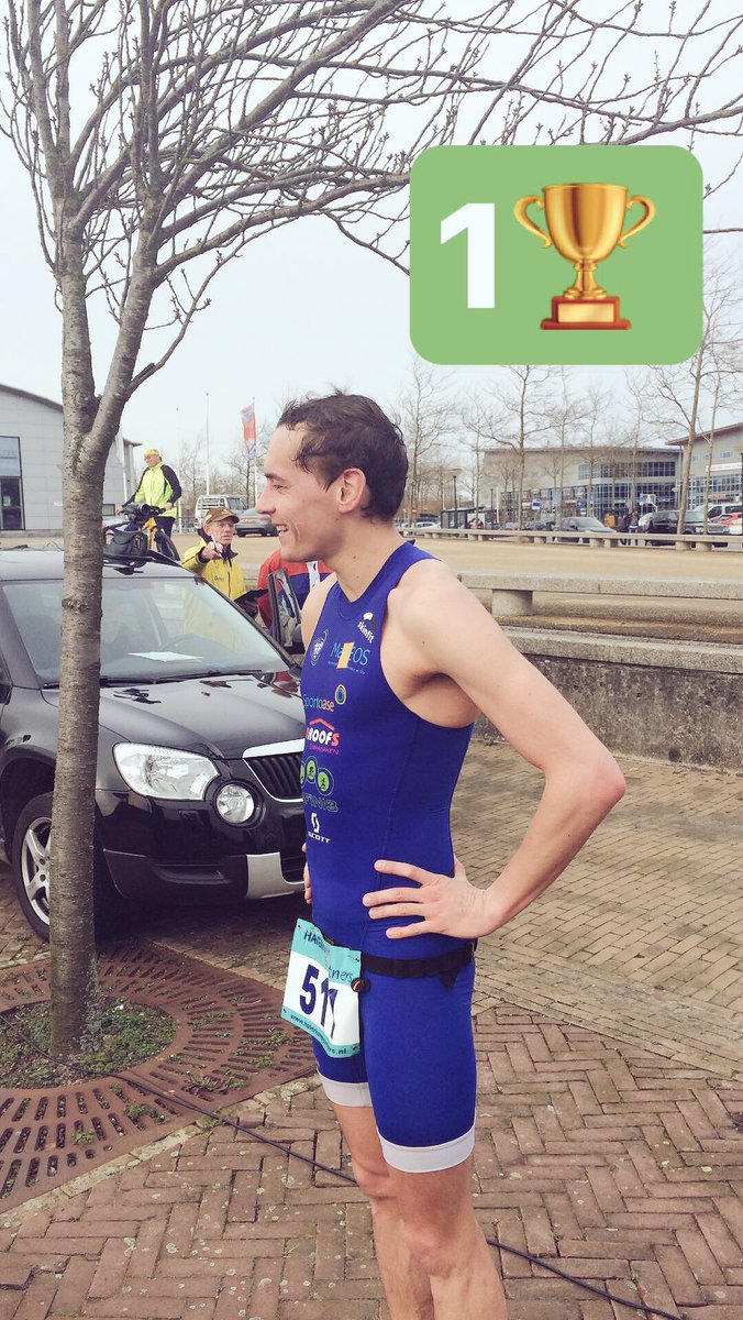 DavidDeGrooff's tweet photo. Seizoen 2017 begint goed: #Zwemloop #BergenOpZoom 🥇 #trinityrules https://t.co/4mAaQMz43v