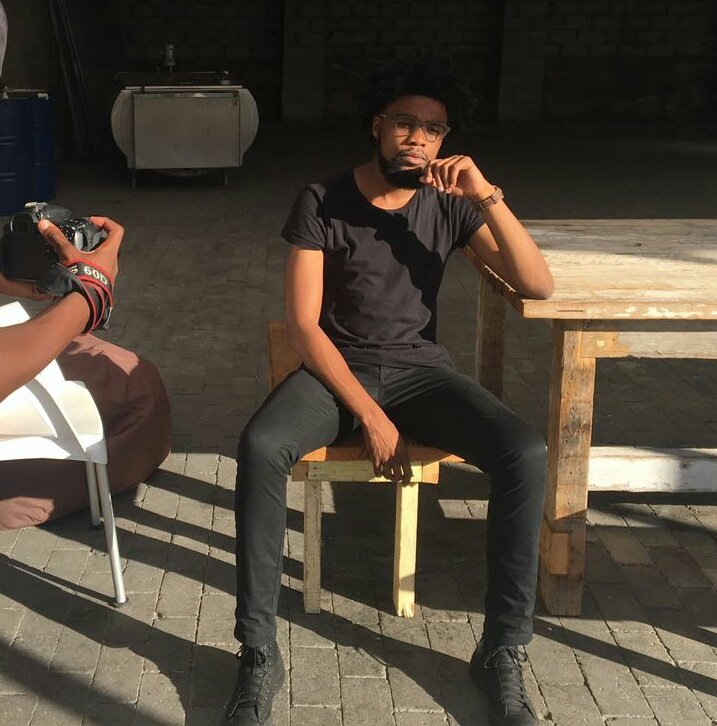 kisometsi's tweet photo. And it's a vegetarian wrap
#model
#BiLensual
#Photographer
#PHOTOSHOOT
#EXECUSPECSSA https://t.co/JanpbVWEvK