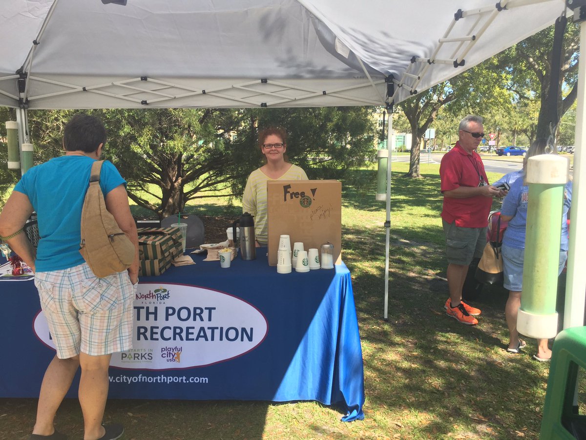 Volunteering at Arts on the Green <a href="/CityofNorthPort/">North Port, Florida</a> !! Come out and support local artists! <a href="/StarbucksD929/">Starbucks D929</a>