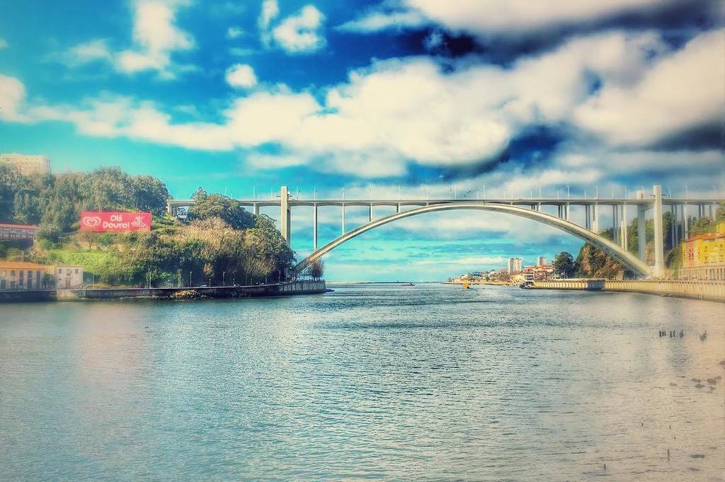 holmbergio's tweet photo. Retreating in Portugal this week. Porto, you're beautiful. https://t.co/WdYXZJxuCz https://t.co/wJ7xleVSv3