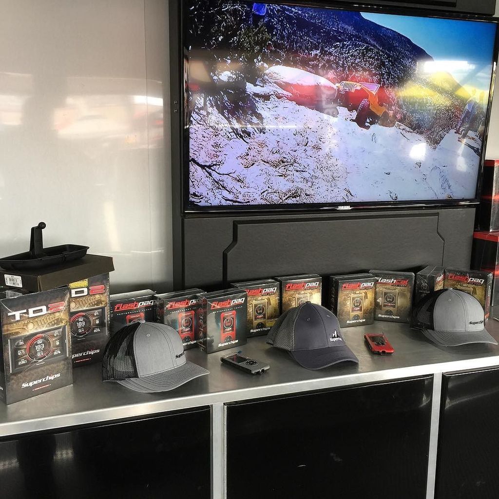 _Superchips_'s tweet photo. Superchips on display at the Unlimited Offroad Expo Lonestar Edition!  #superchips #wranglerjku #flashcal #td2 #unl… https://t.co/kNff3zhO51