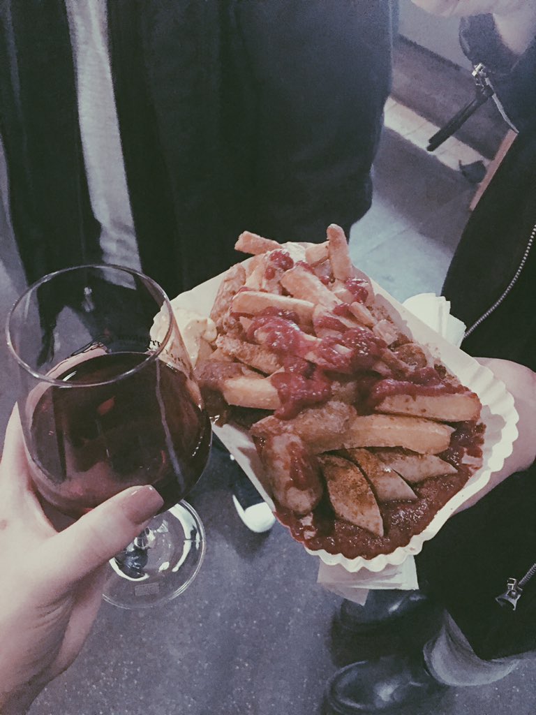 ciara_haley's tweet photo. Eating my way through Berlin like https://t.co/gXd8lloyn7