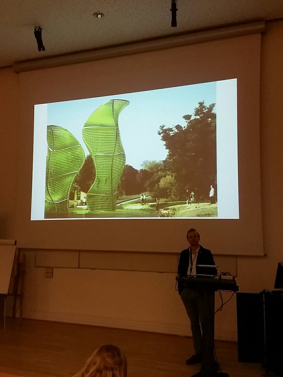 Patrick Schweizer just confirmed <a href="/RealMattDamon/">Matt Damon</a> could actually grow potatoes on #Mars <a href="/SpaceUpISU/">@SpaceUpISU</a> #spaceupisu #IWantABowlOfMarsChipsPlease