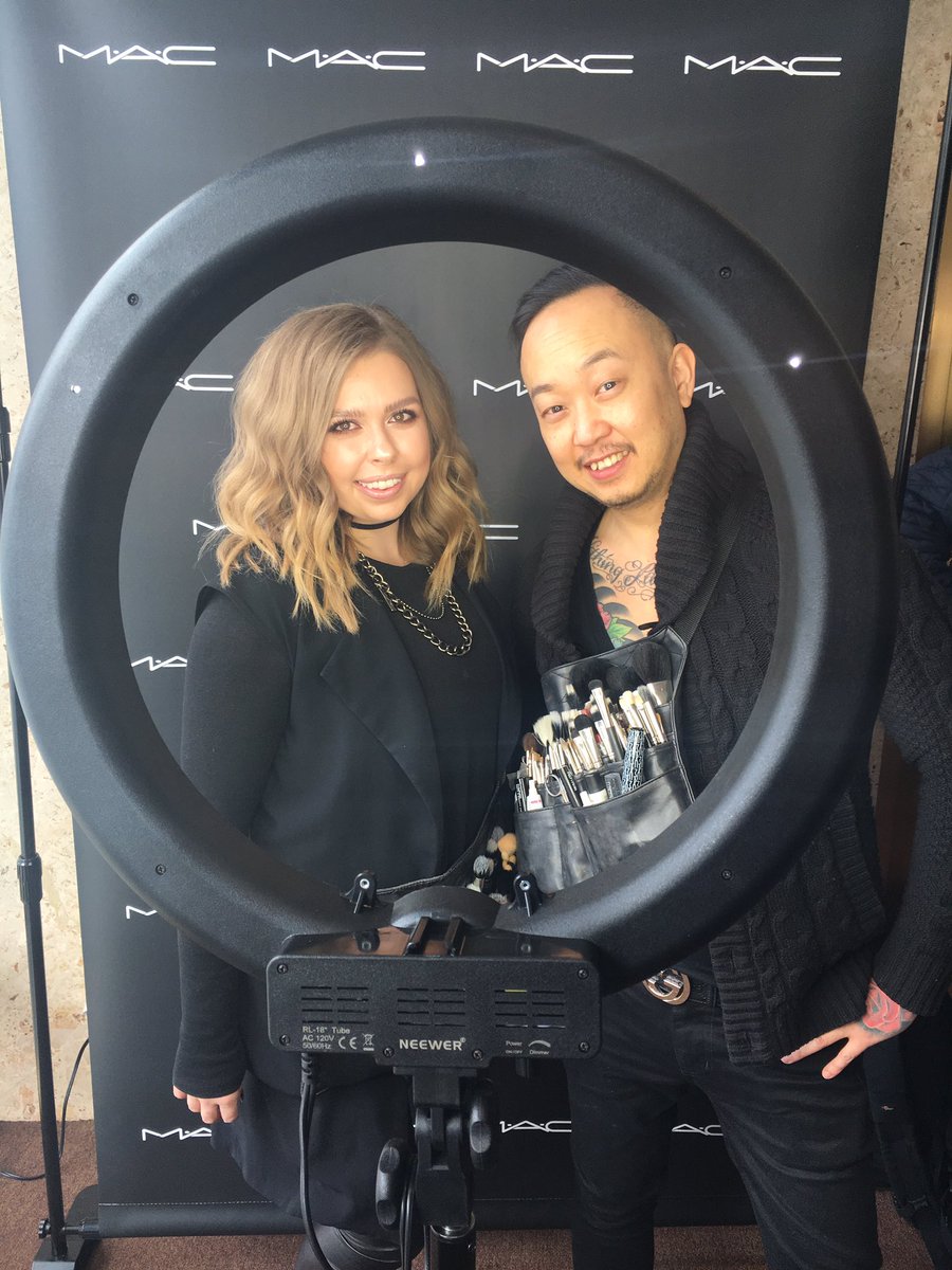 TheCdnAcademy's tweet photo. Come get glammed up like the stars at the @MACcosmetics installation here at #FamFan Day! #MACScreen17 https://t.co/yaKfZmo7pn