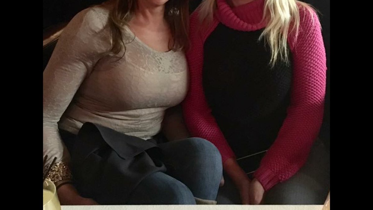 SingleInCleve's tweet image. Fun Friday night out with the girls. #singlegirlproblems