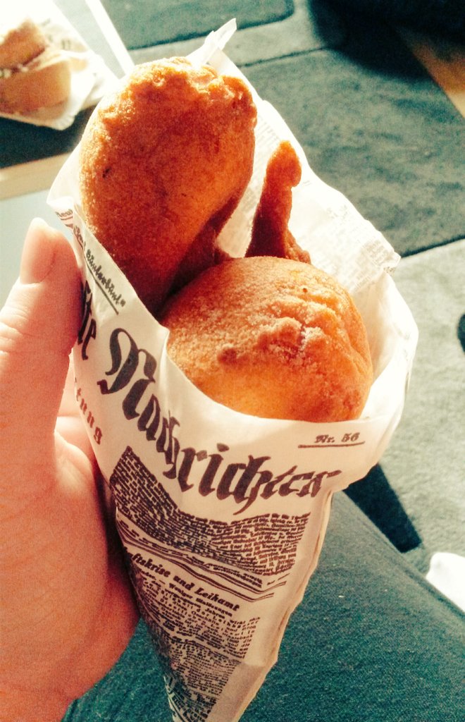 StrawberryWho's tweet photo. Fried chocolate bars. #DeepFriedShit #streetfood https://t.co/H79xBg5f1G