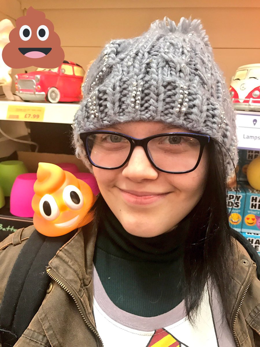LoveAjAndDove's tweet photo. @RahulKohli13 this is @AmiraJolieRyan; she's a mini  #KatieMcGrath can u show Katie? Amira loves her &amp; would love 2 work with her 1day https://t.co/lfoC7xFZFD