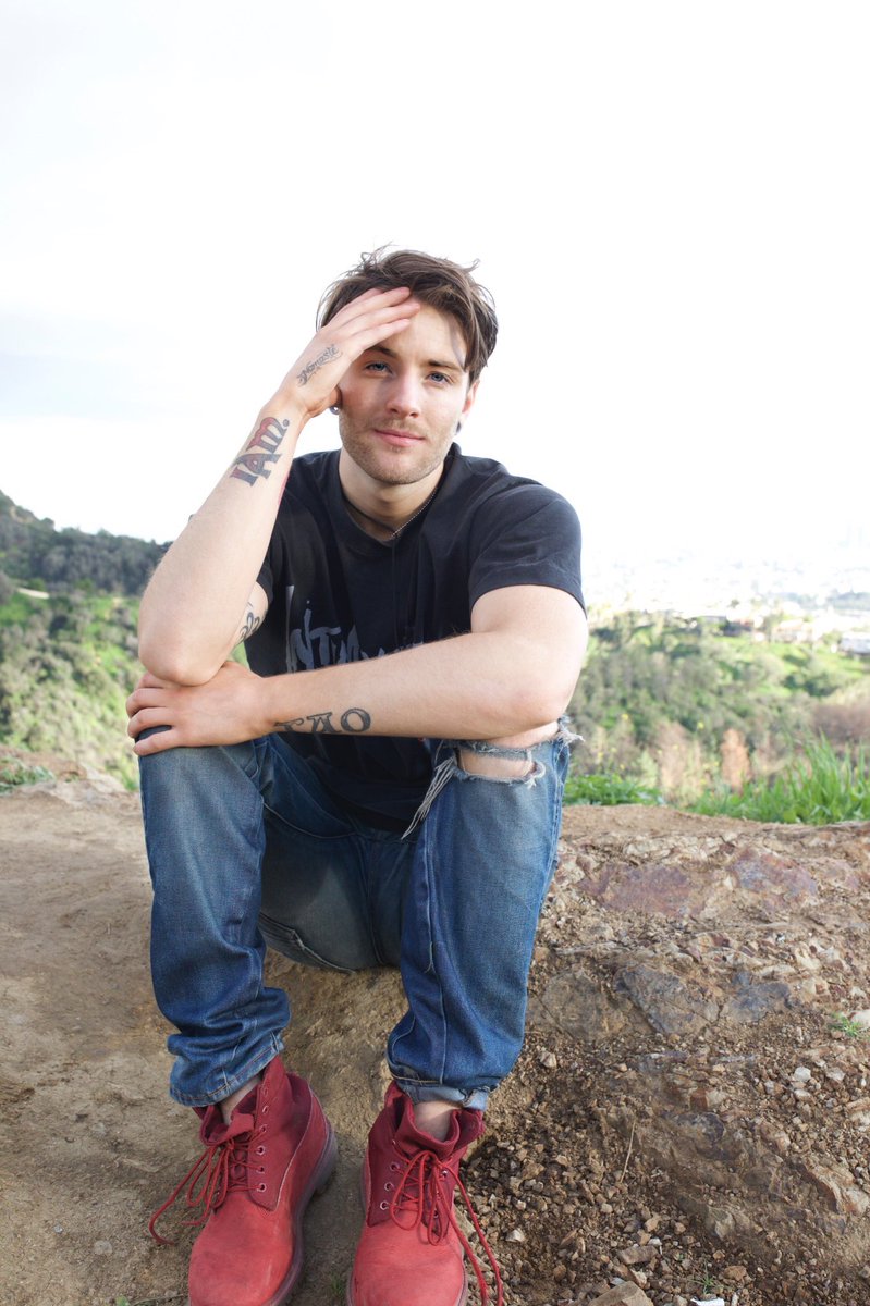 drewsredhat's tweet photo. Drew is so beautiful ❤️ https://t.co/fO1hOr4AqS