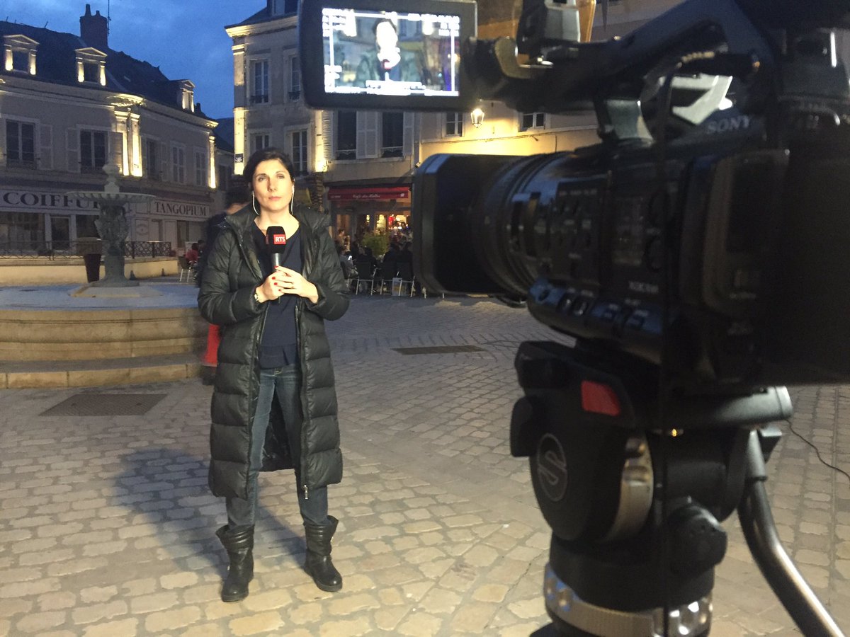 #MarineLePen à #Chateauroux. On en parle dans #19h30RTS #joursdefranceRTS <a href="/AnnaBDurand/">AnnaBDurand</a> <a href="/antoinesilacci/">antoinesilacci</a>