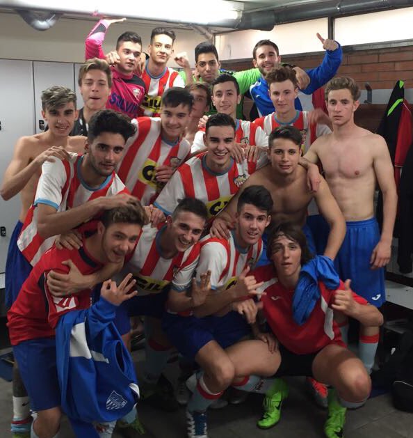 cfmartorell's tweet photo. Grandísim treball del Juvenil @cfmartorell A davant el Junior. 3-0. Felicitats EQUIPASS!! @monanomarto @JoseRamonViguer @MartorellEsport https://t.co/BNxJZGLK17