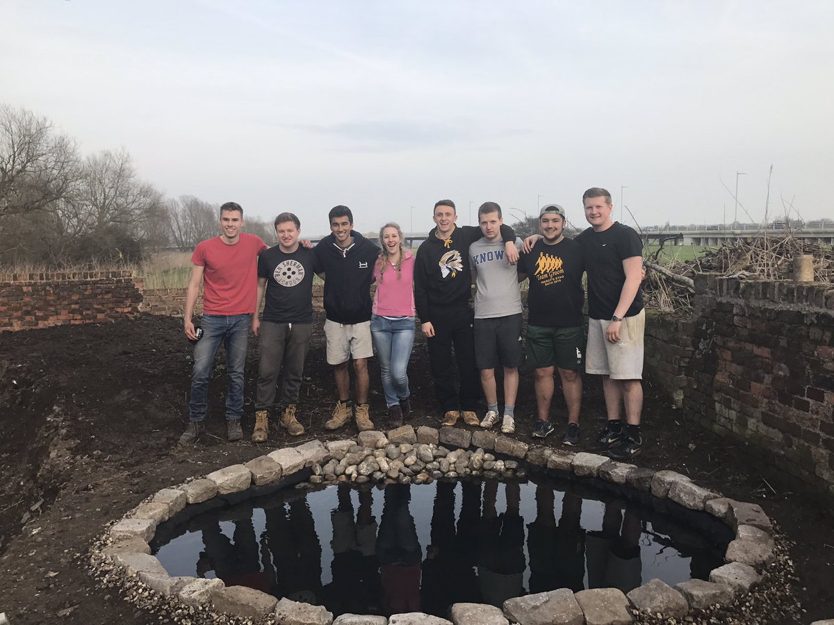 InterActEssex's tweet photo. A massive thank you to the #apprentices from @e2v who have created a new pond and laid paths in our Aspire Garden today! 💪🏻 #BAC17 https://t.co/HaG6sW1ZR9