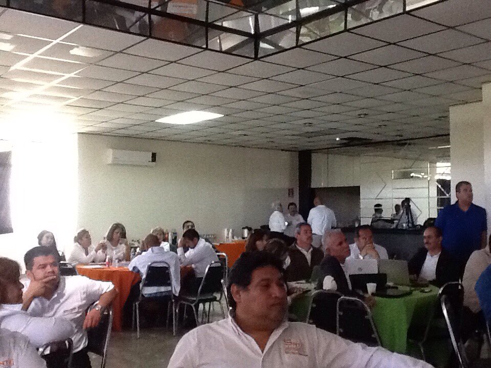 alexpulido70's tweet photo. Jornada presencial. Formación Básica de Líderes para la Gestión Sind

#ENFPS 
#Estapasando.Seccion2
@sgmarioaispuro https://t.co/TqMRuYKm6v