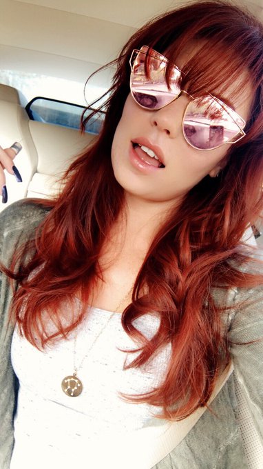 New hair, do you guys like it?? https://t.co/Cf8Wos7YAI<a href="/tag/santashelper"class="tags"><span>#santashelper</span></a><a href="/tag/hottoddy"class="tags"><span>#hottoddy</span></a><a href="/tag/hottawny"class="tags"><span>#hottawny</span></a>