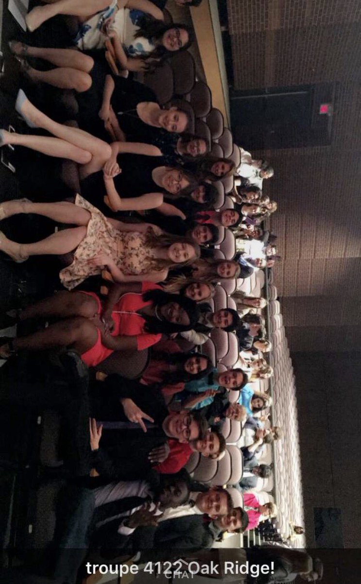 Hernagd98's tweet photo. I love my family 🎭 @MadisonSneddon @SydAlexHarper @De_Latte_boy @TheShelbsMiller @dixsyd @JAshtonR @TheOnlyBooman https://t.co/wBQj611pfo