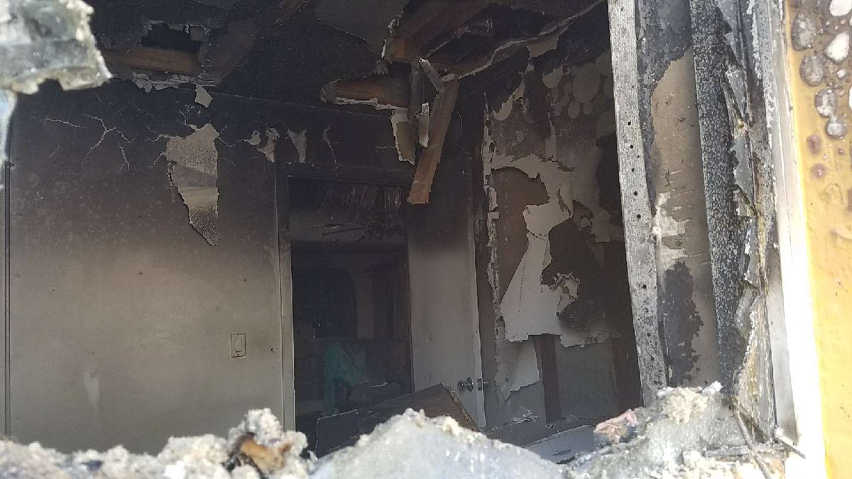 Fire's smoke damage leaves #Margate residents homeless  bit.ly/2mwaRmn https://t.co/WbuSmUINnf