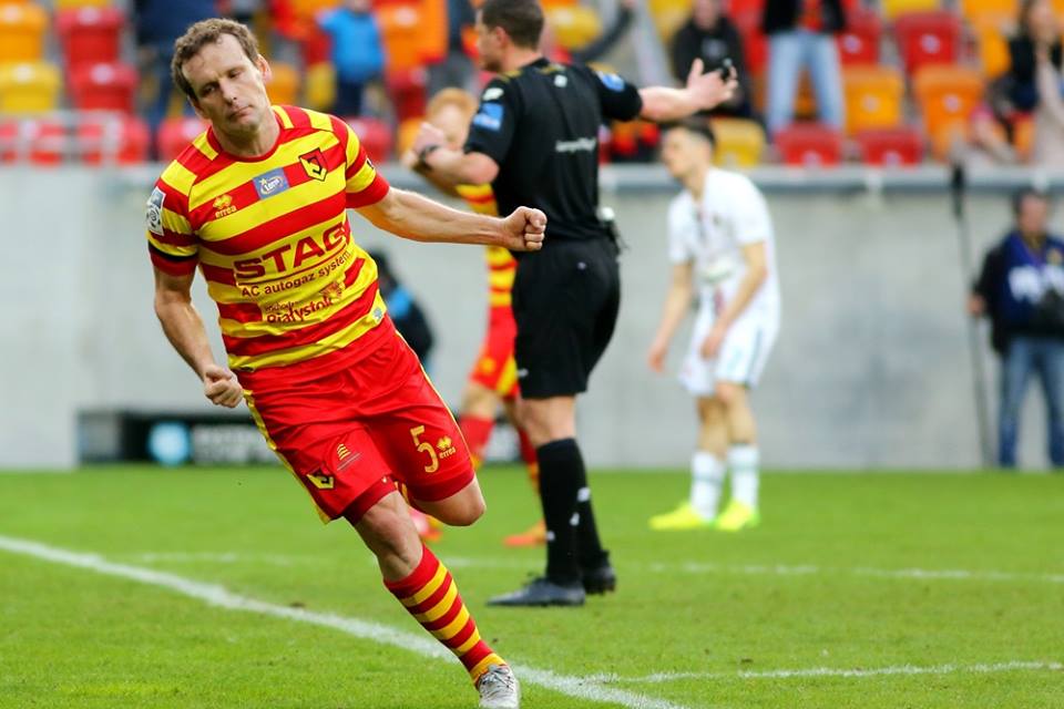 ErreaPolska's tweet photo. Zaczynamy! #ErreaSupport #ErreaWspiera #erreasport
@Jagiellonia1920 - @Korona_Kielce
🕘 20:30 | #JAGKOR https://t.co/muqffspkwc
