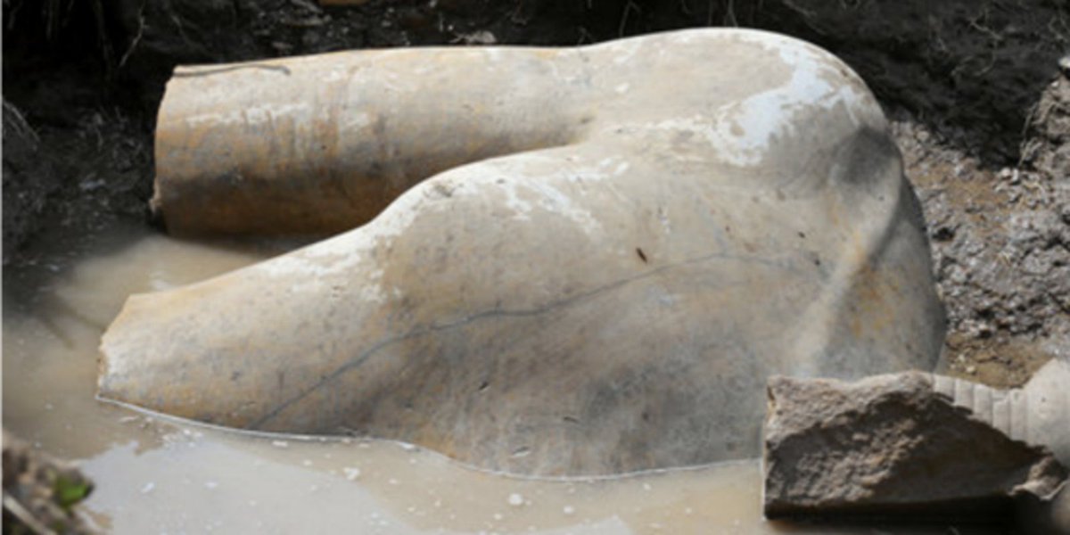 Colossus Found Submerged In Muddy Cairo Slum Could Be Of Egyptian Pharaoh Ramses II crwd.fr/2n9FqBo
