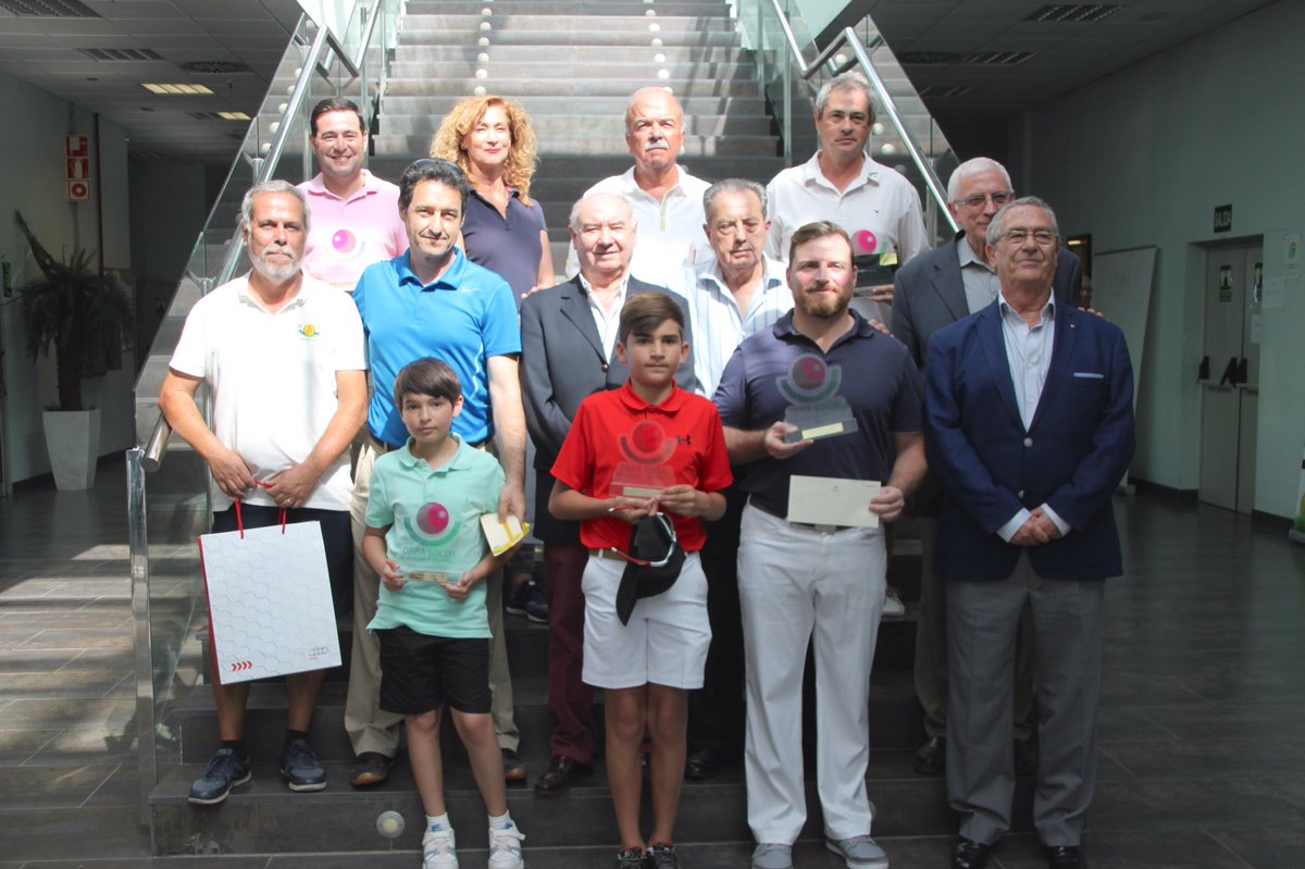 A. Pérez, R. Barroso, F. Haro y O. Guglielmone se imponen en el VI Torneo Benéfico Club Leones golfandevents.com/wp-content/upl…