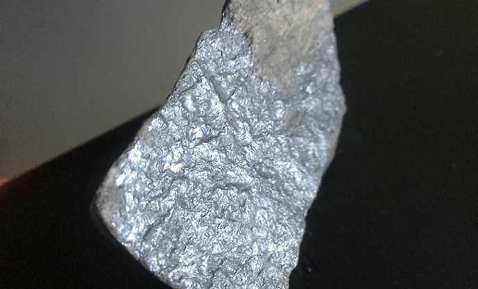 collectionofgem's tweet image. #Molybdenite from Gemerská Poloma, Slovak Ore Mountains, #Slovakia.
buff.ly/2nqUjva