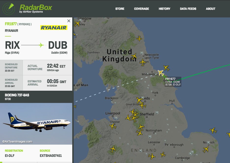 airlivenet's tweet photo. LIVE Ryanair #FR1977 to Dublin is declaring an emergency and diverting over UK https://t.co/Ujl9thvCIj https://t.co/9mS8wWjXWz