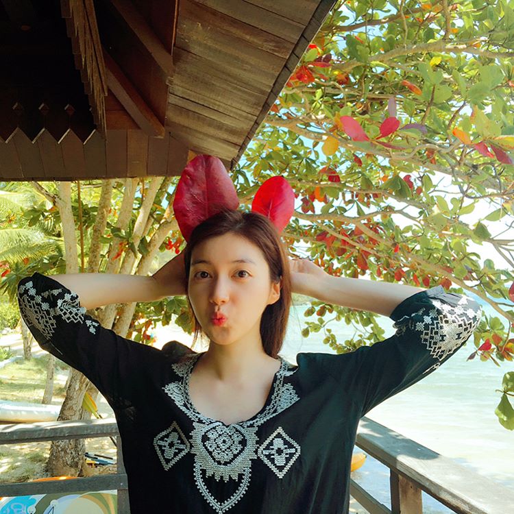 kactresses pics on Twitter "chae seo jin…