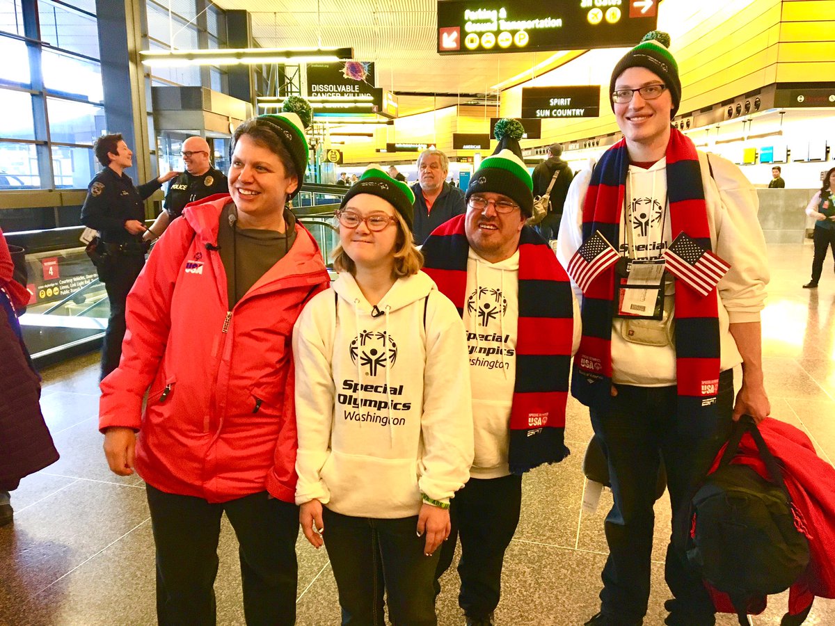 CNN_Ty's tweet photo. These 4 athletes will represent the state of Washington in the 2017 Special Olympics in Austria.  @SpecialOlympics @2017Austria https://t.co/7FV29D4qDU