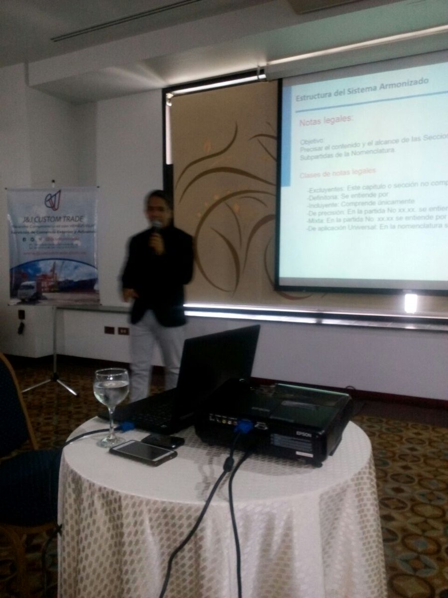 kamus01's tweet photo. Curso Embassy Suites Arancel de Aduanas @jjcustomtrade 11/03/2017 @orbeex https://t.co/gRM0JzYeSL