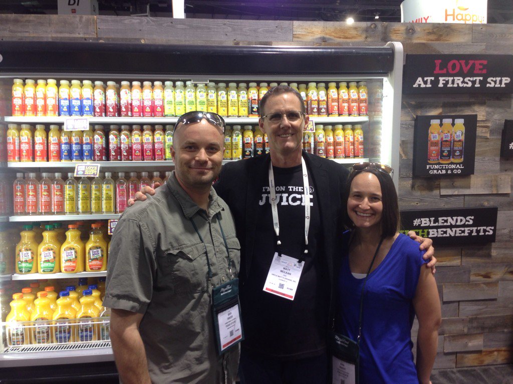 organicranJLF's tweet photo. @organicranJLF: Found another farm fresh partner @MegaFood #ExpoWest2017 @UncleMatts #organic #healthyea #SoCal https://t.co/5vnQI8g0BA