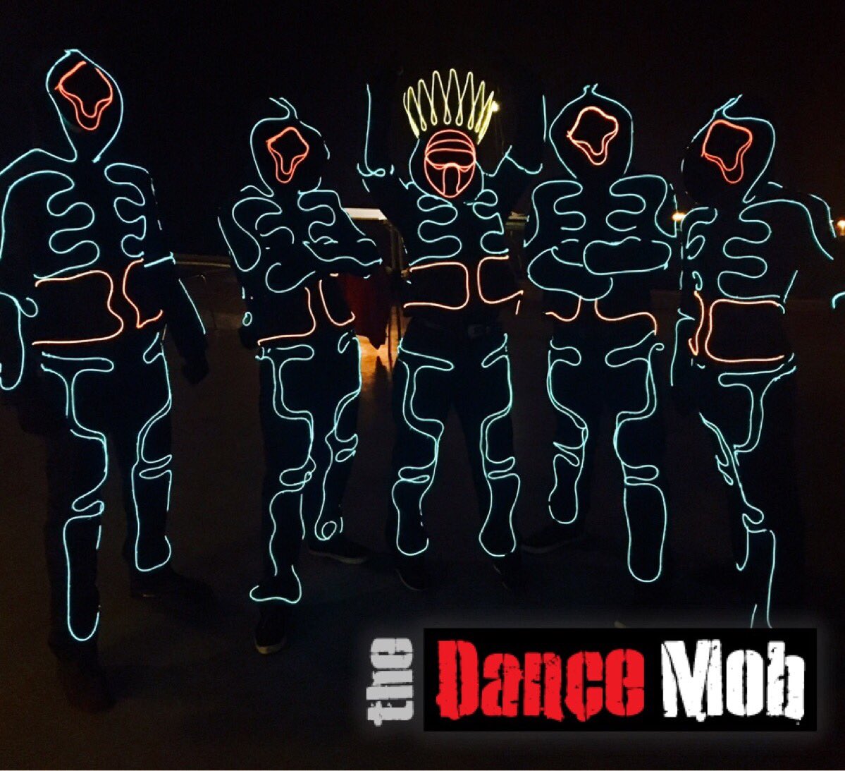 DanceMobUK's tweet photo. #LED #tron #dancers absolutely smashed that show 👊🏻 ... this crowd is crazy!!! @WorldSkillsFR #OlympiadesDesMetiers #eventprofs https://t.co/ogwU3Jy0JF