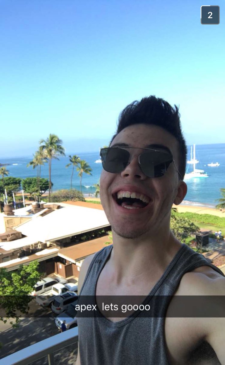 FaZeApex's tweet image. Woke up to this Snapchat