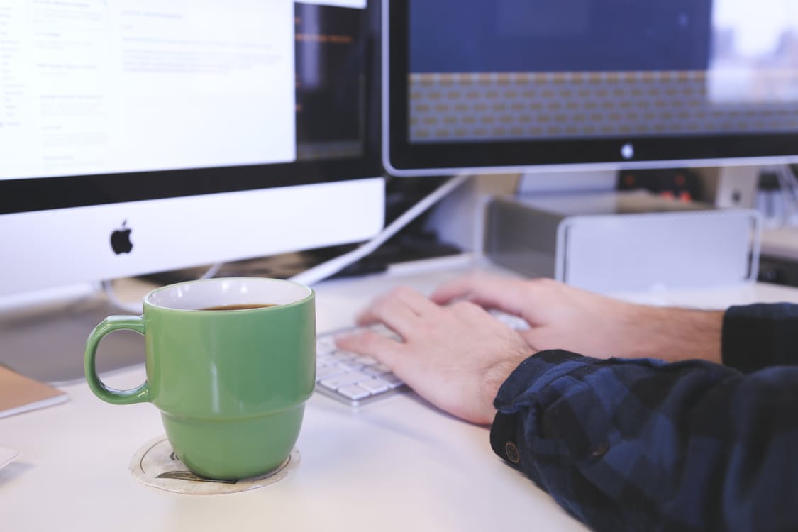 maascoffee's tweet photo. Koffie op het werk: een simpele manier om de medewerkerstevredenheid te verhogen: https://t.co/JAAcDqIV5A https://t.co/LwFARu58Do