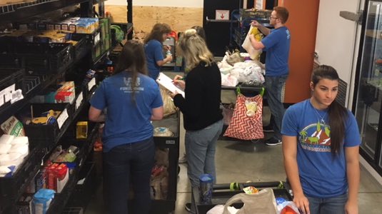 LCCSEagles's tweet photo. Local teams also worked at @communitylinktx this week. #lccseagles #lccsmissions #missiondays https://t.co/50sGd8aSZM