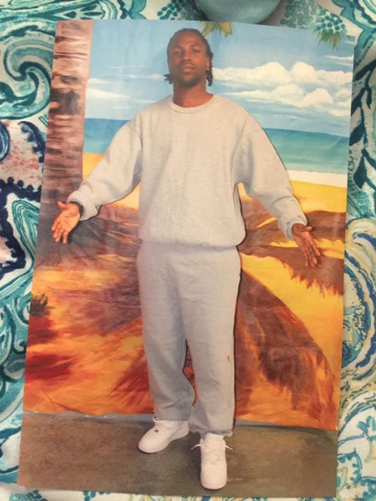 otm_lek's tweet photo. Cro said caption this "How you let a nigga in the Feds out do you" 😂😂#FreePiff #omertá https://t.co/fZ3wJIV2wg