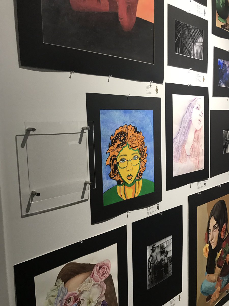 cylakesart's tweet photo. Scholastic Gold/Silver Key reception at #springstreetstudios was a packed house! Check out the show, it will be up until March 30th. https://t.co/Bz8e7ncHp0
