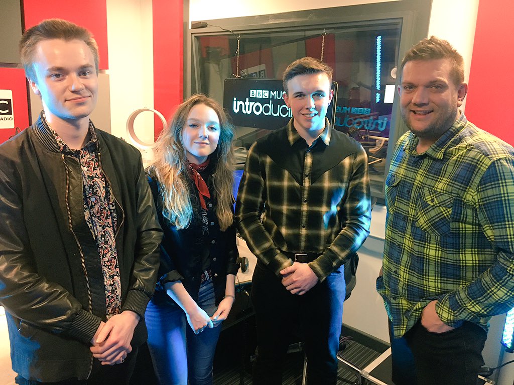 They're saving their track Dust for the summer, but <a href="/LittlewingBand/">ᒪITTᒪEᗯIᑎG</a> gave us a little sneak peak tonight 👀 #bbcintroducing