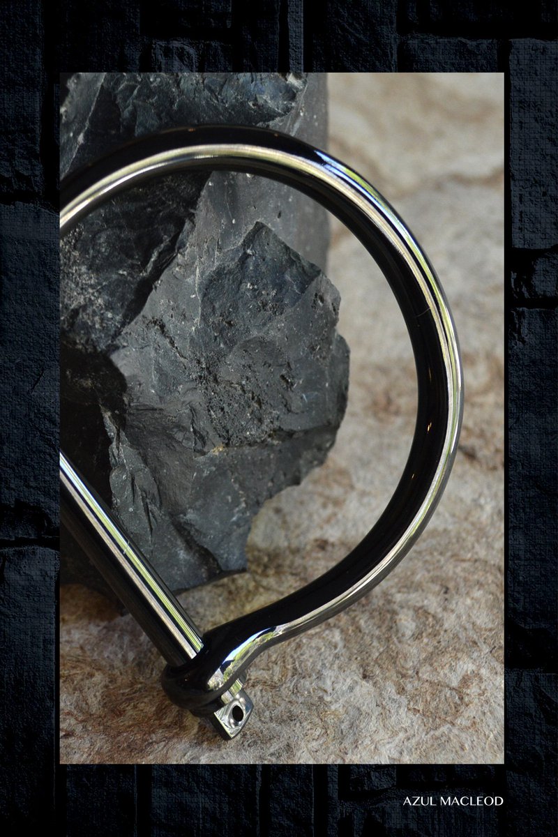 azulmacleod's tweet photo. The season best accesories are here #AzulMacLeod #MenAccesories. https://t.co/Rz9eEwG2Ve