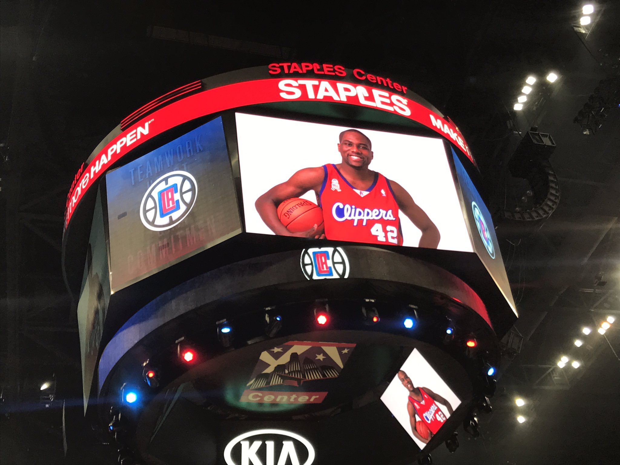 Elton Brand was introduced at the Clippers game. They also wished him Happy Birthday. 