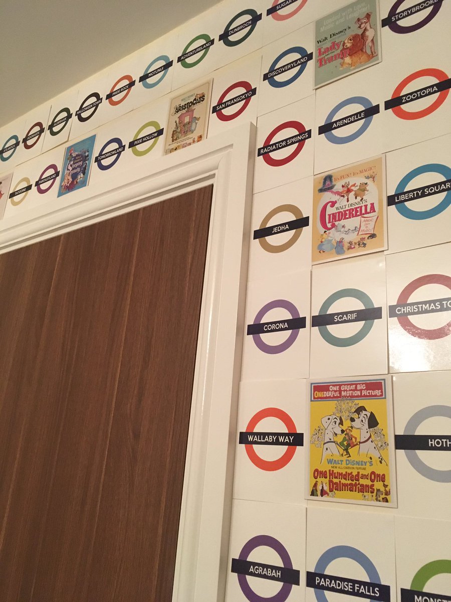 sophieproject_'s tweet photo. Ok. I'm obsessed with @itslizi Tube Stop prints 😍😍 just need about 8 more to fill the space at the top. No pressure Lizi 😉#disneyhandmade https://t.co/dcTsojl1sG