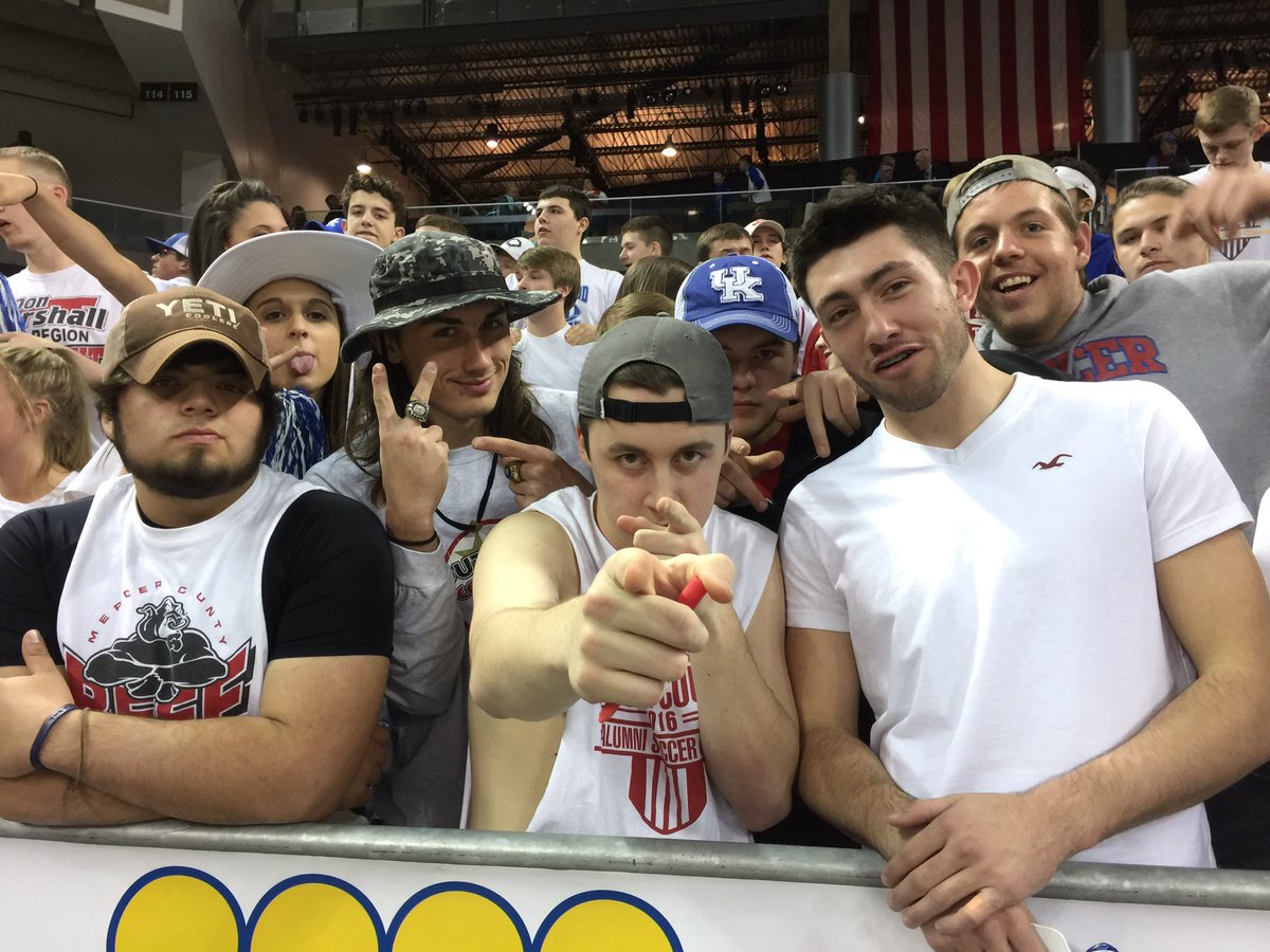 MercerCoTitans's tweet photo. @MercerCountySS definitely showed up and supported @Lady_TitansBB tonight! #TITANPRIDE https://t.co/yuxzq8kK3C