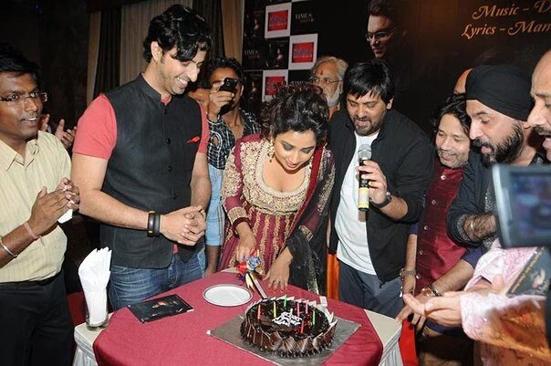  happy happy happy birthday Shreya ghoshal 